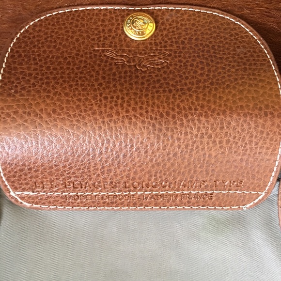 Grey used Longchamp small bag. - Picture 5 of 7